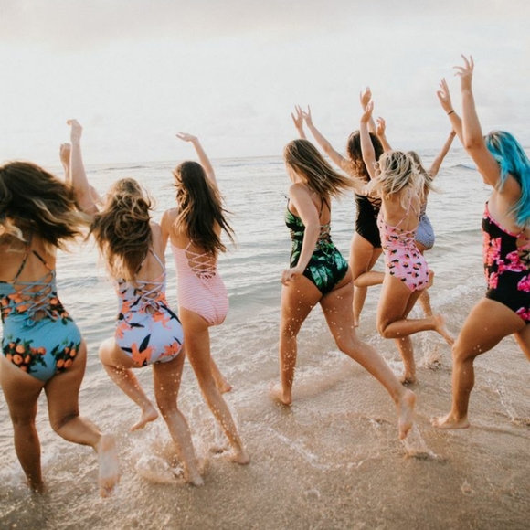 Albion Fit Swimsuit- Weekender Peachy Keen - Picture 8 of 9